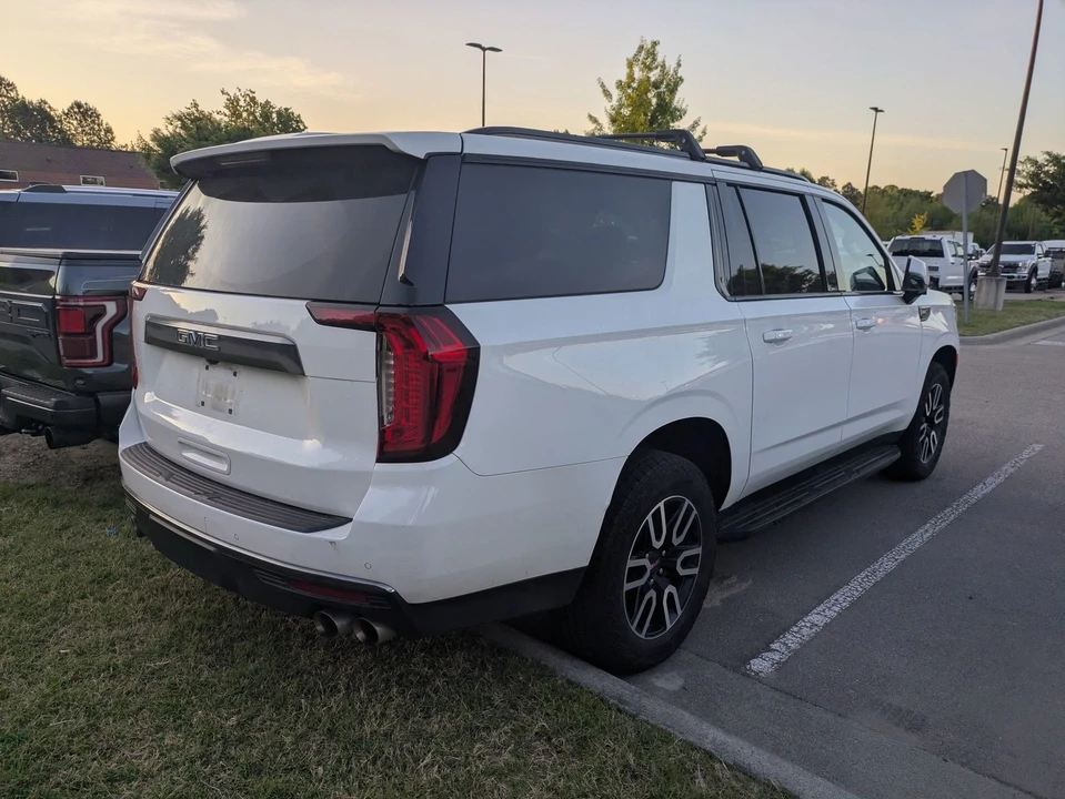 2024 GMC Yukon 5th Gen - Image 4 of 4