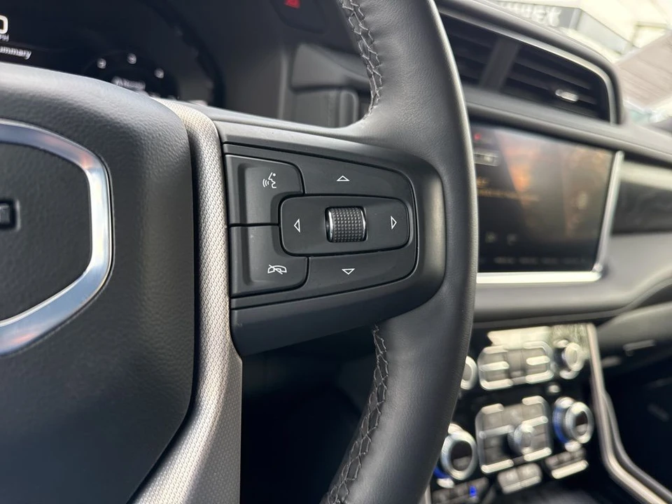 2024 GMC Yukon 5th Gen - Image 17 of 21