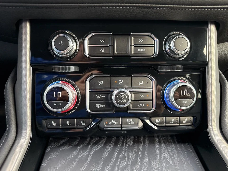 2024 GMC Yukon 5th Gen - Image 20 of 21