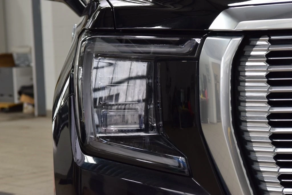 2024 GMC Yukon 5th Gen - Image 12 of 12