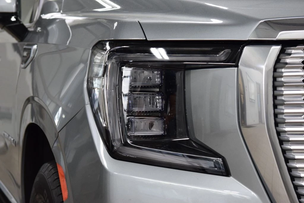 2024 GMC Yukon 5th Gen - Image 12 of 21