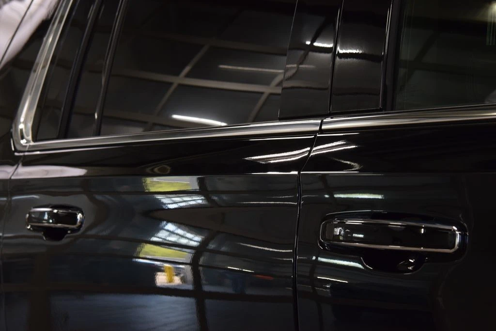 2024 GMC Yukon 5th Gen - Image 19 of 21