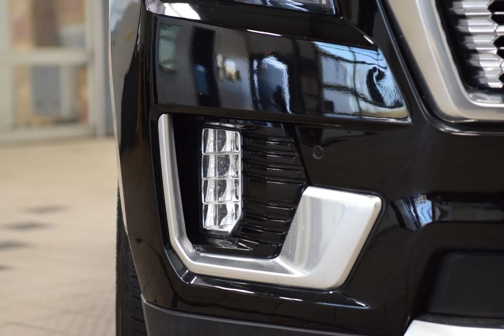 2024 GMC Yukon 5th Gen - Image 14 of 21