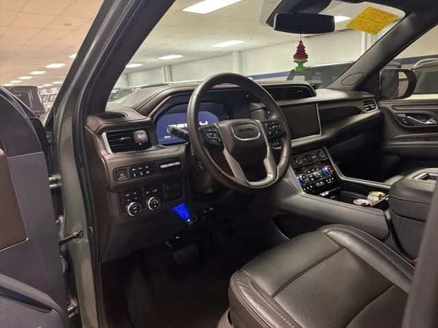 2024 GMC Yukon 5th Gen - Image 8 of 10