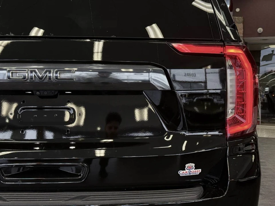 2024 GMC Yukon 5th Gen - Image 15 of 21