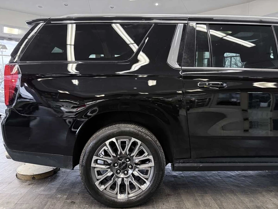2024 GMC Yukon 5th Gen - Image 8 of 21