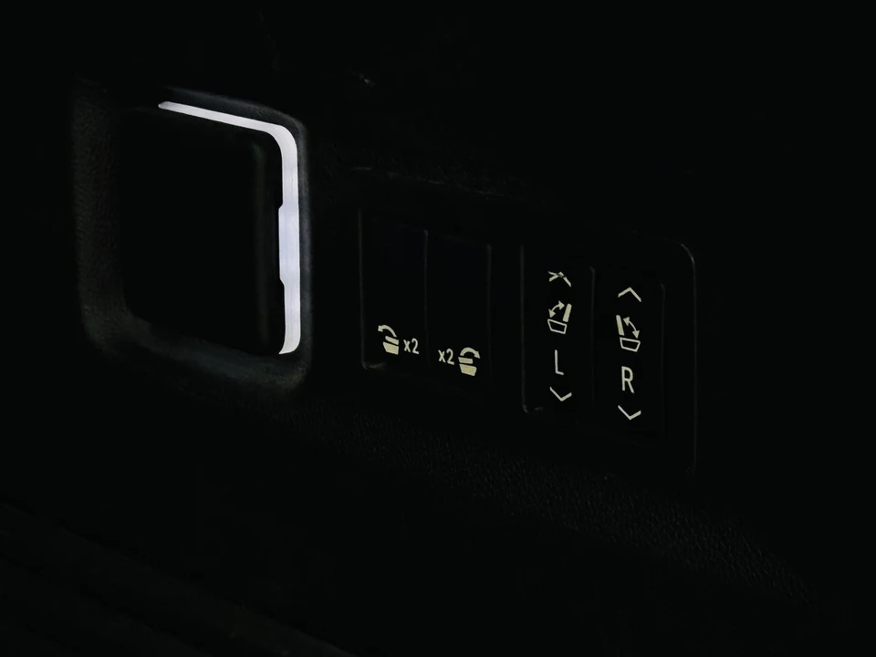 2024 GMC Yukon 5th Gen - Image 10 of 21