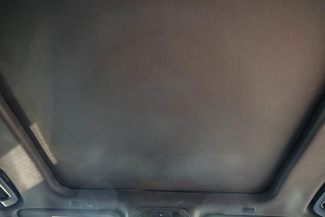 2024 GMC Yukon 5th Gen - Image 16 of 21