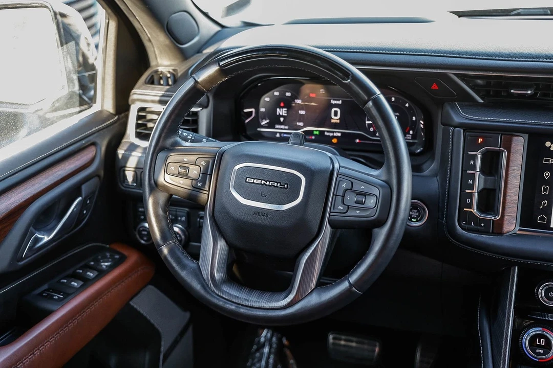 2024 GMC Yukon 5th Gen - Image 13 of 21