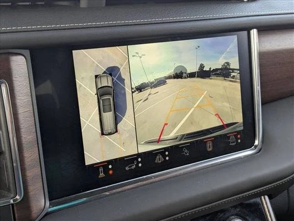 2024 GMC Yukon 5th Gen - Image 13 of 21