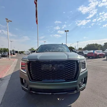2024 GMC Yukon XL Denali Ultimate Sport Utility 4D