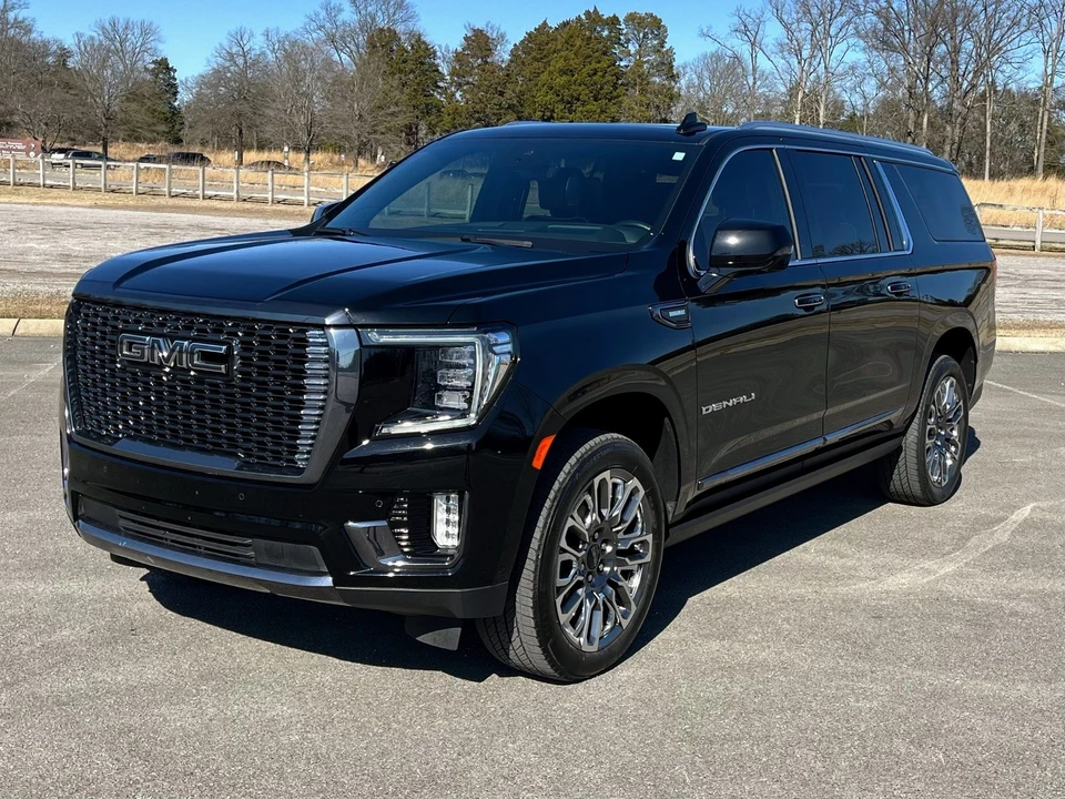 2024 GMC Yukon 5th Gen - Image 2 of 12
