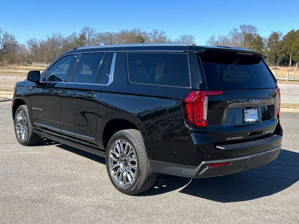 2024 GMC Yukon 5th Gen - Image 4 of 12