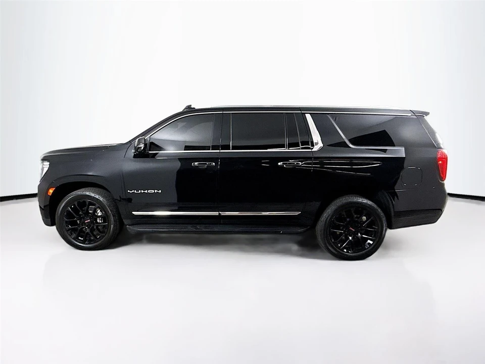 2024 GMC Yukon 5th Gen - Image 9 of 17