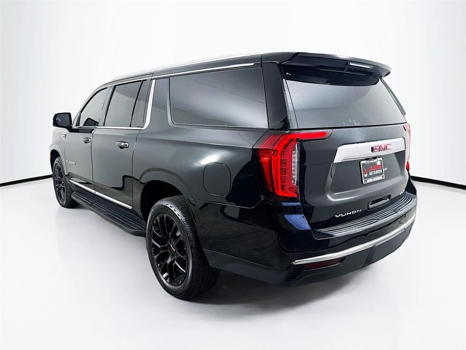 2024 GMC Yukon 5th Gen - Image 10 of 17