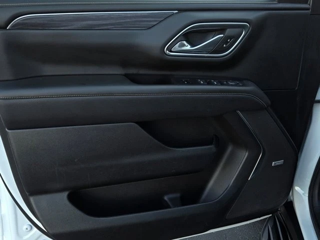 2024 GMC Yukon 5th Gen - Image 9 of 21