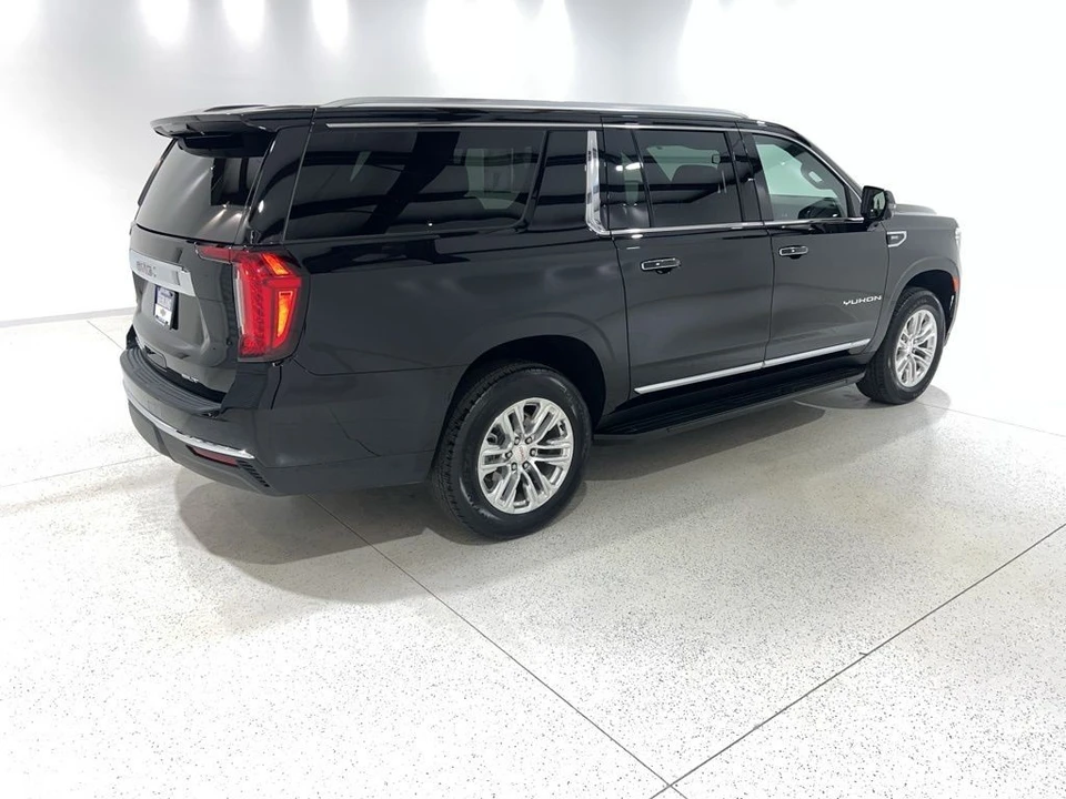 2024 GMC Yukon 5th Gen - Image 4 of 31