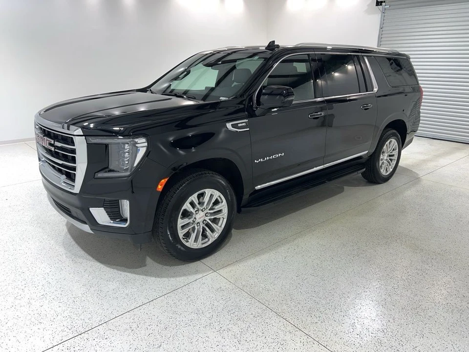 2024 GMC Yukon 5th Gen - Image 8 of 31