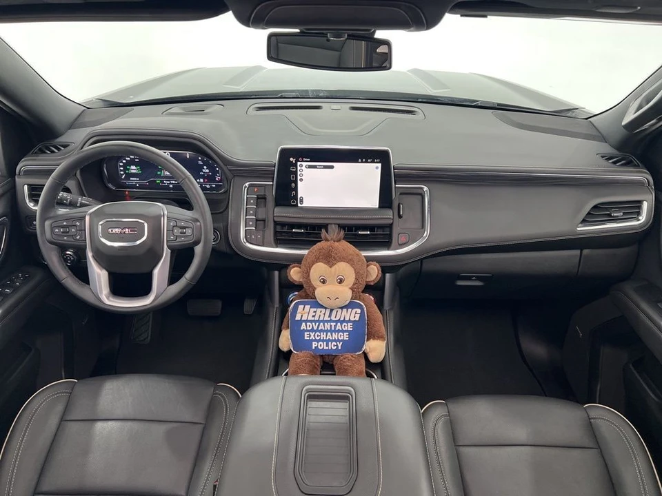 2024 GMC Yukon 5th Gen - Image 19 of 31