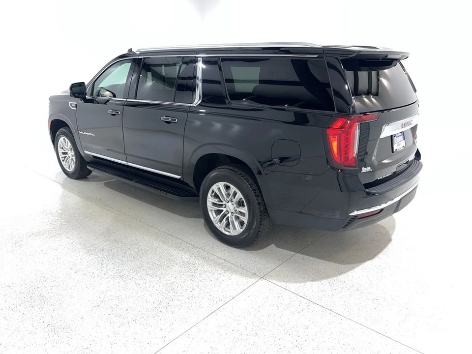 2024 GMC Yukon 5th Gen - Image 2 of 31