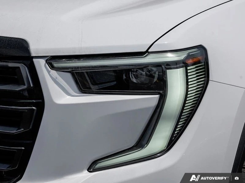 2024 GMC Acadia - Image 8 of 20