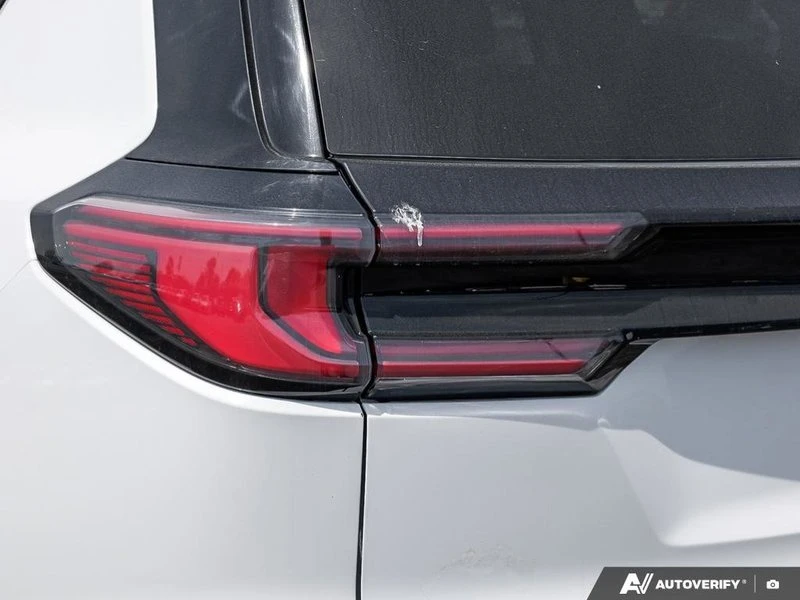 2024 GMC Acadia - Image 10 of 20