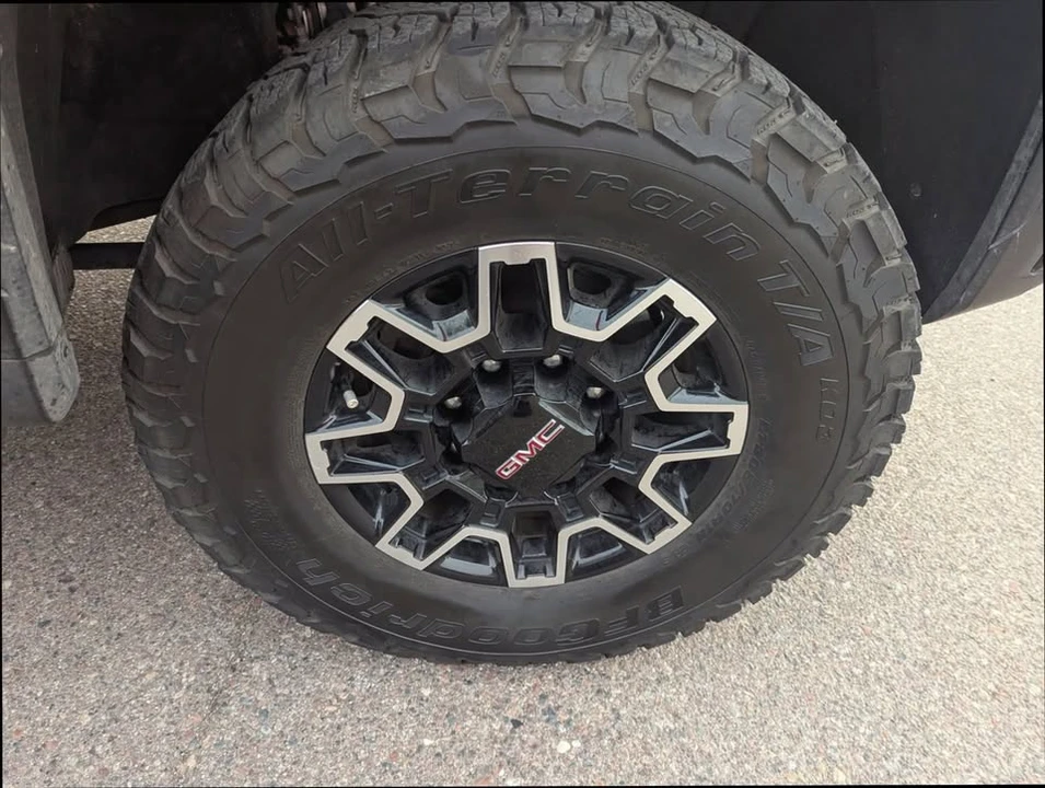 2024 GMC Sierra 5th Gen - Image 3 of 7