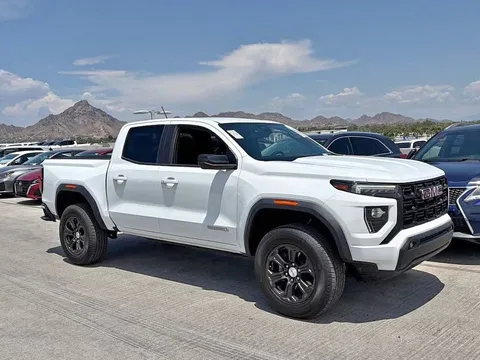2024 GMC Canyon Elevation 4x2