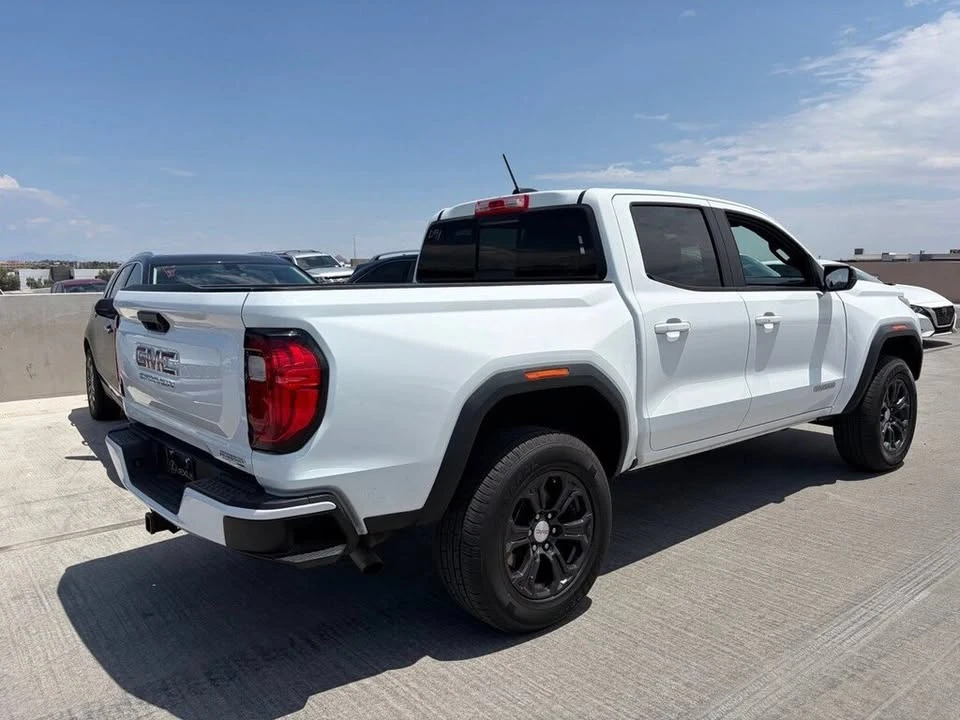2024 GMC Canyon - Image 3 of 11