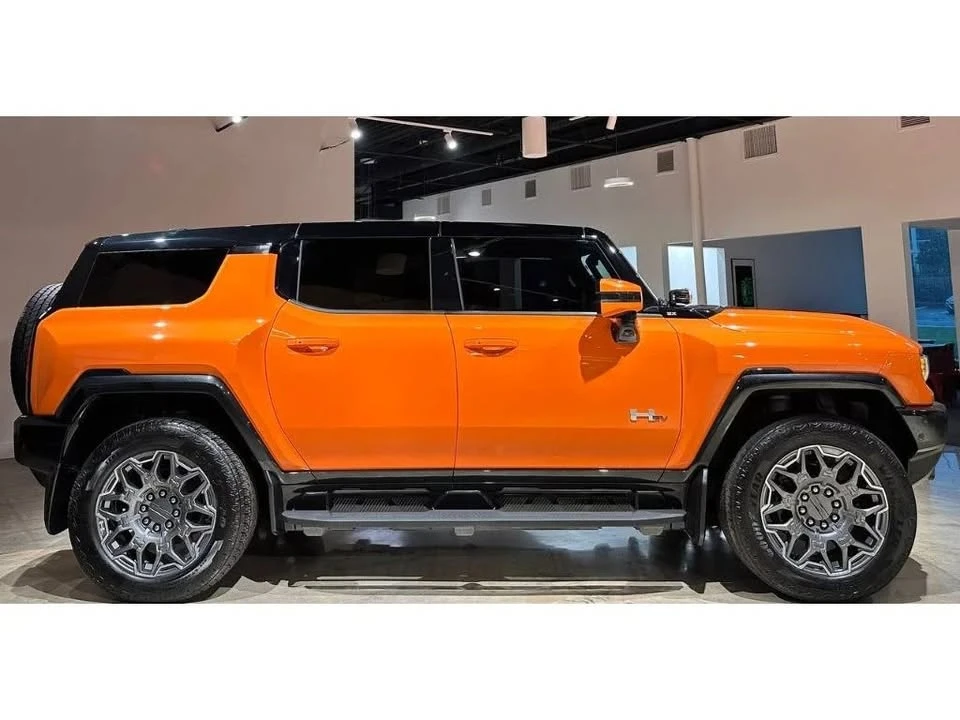 2024 GMC Hummer EV - Image 7 of 17