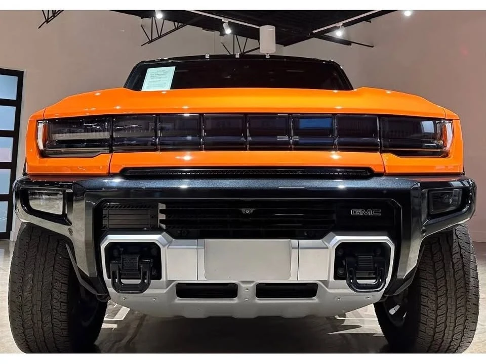 2024 GMC Hummer EV - Image 2 of 17