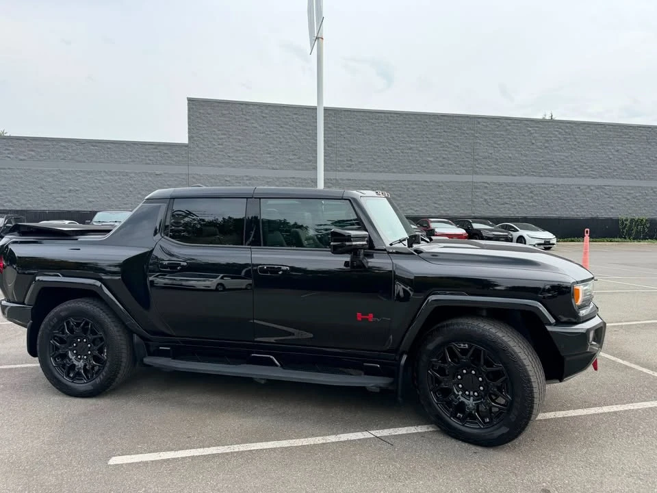 2024 GMC Hummer EV - Image 3 of 10