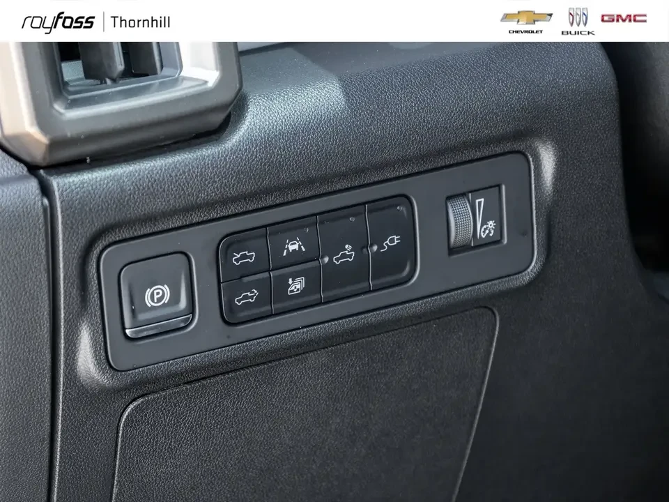 2024 GMC Hummer EV - Image 19 of 20