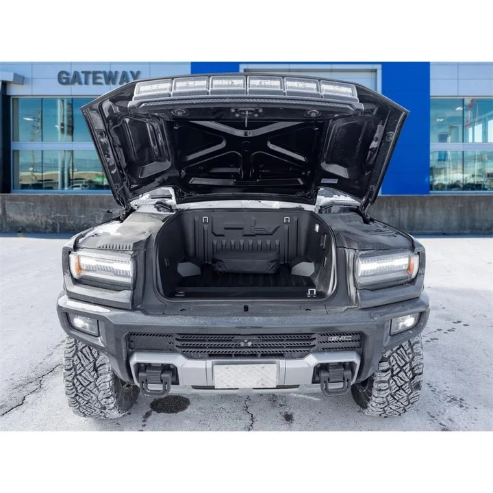 2024 GMC Hummer EV - Image 10 of 20