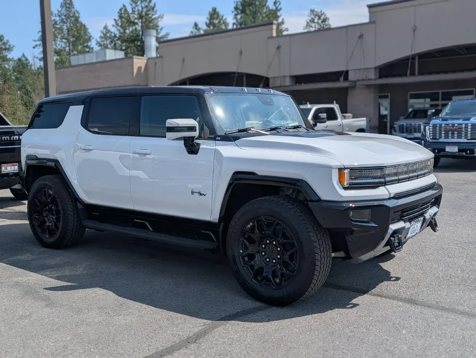 2024 GMC Hummer EV - Image 3 of 6