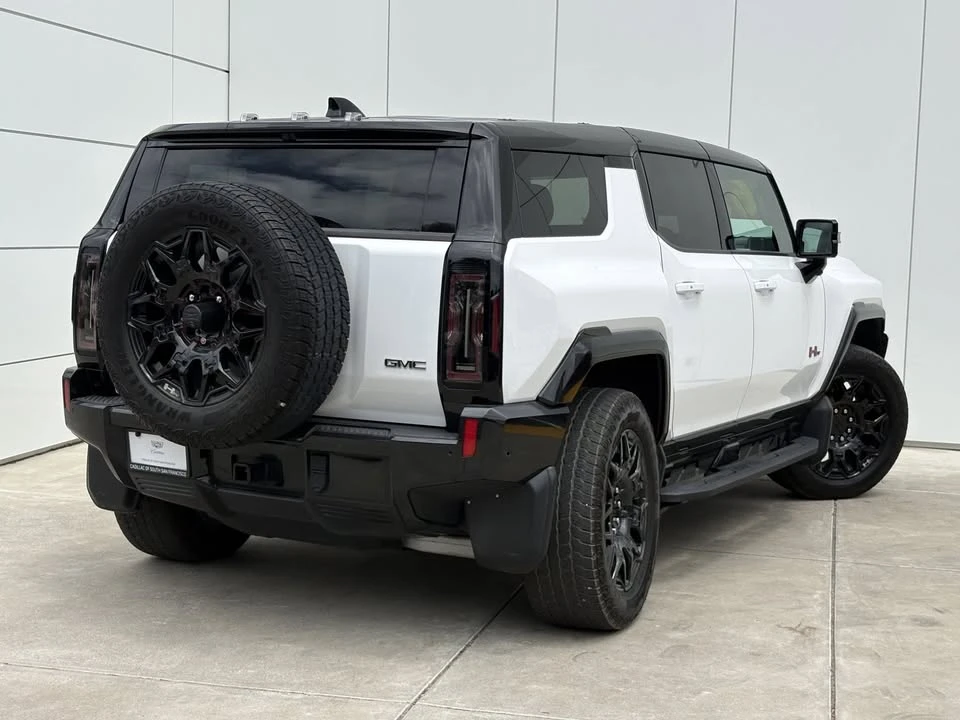 2024 GMC Hummer EV - Image 4 of 9