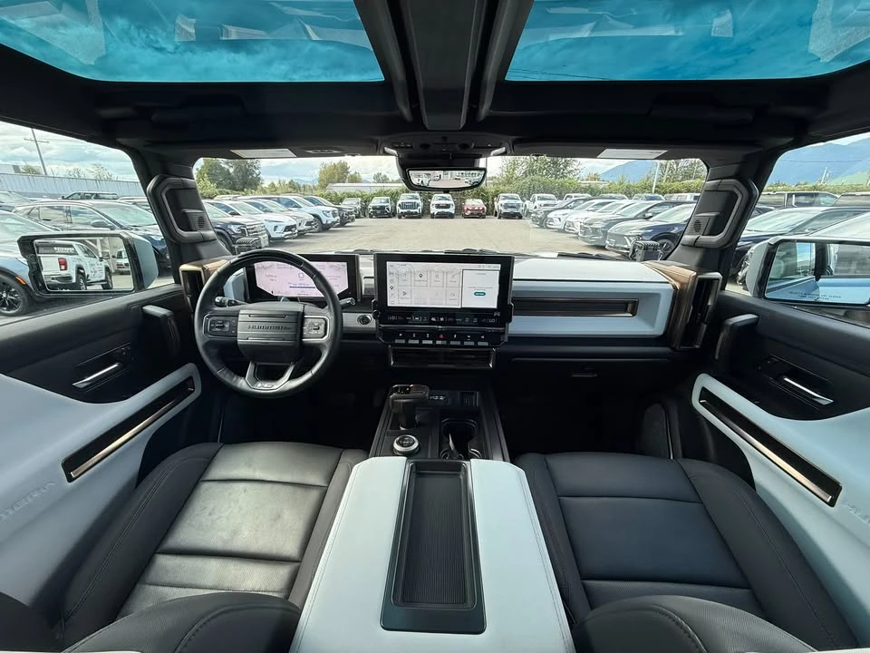 2024 GMC Hummer EV - Image 8 of 12