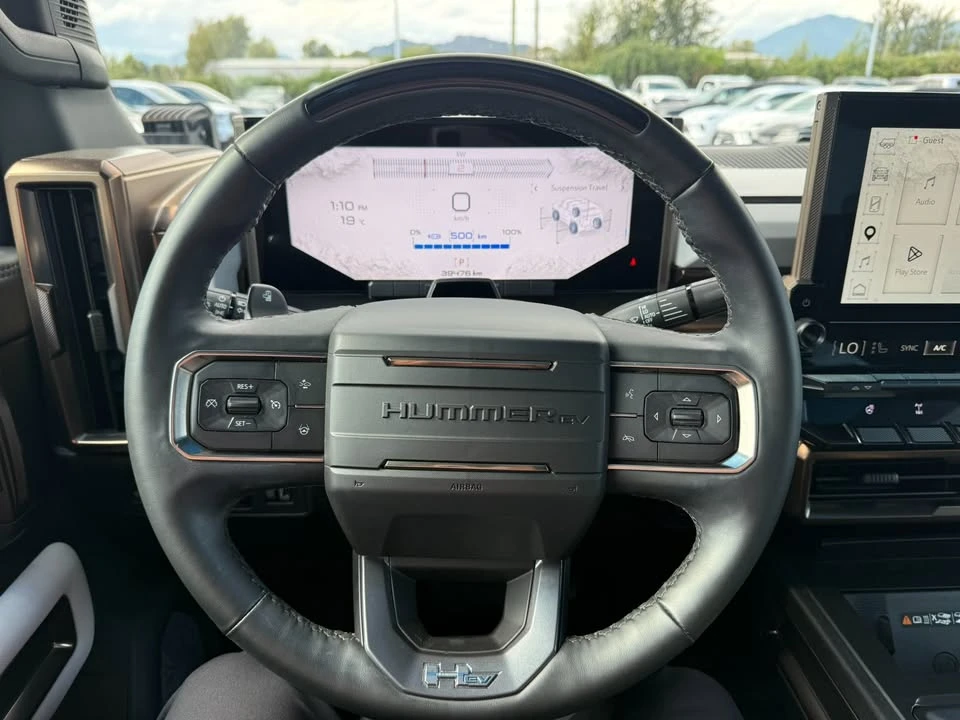 2024 GMC Hummer EV - Image 10 of 12