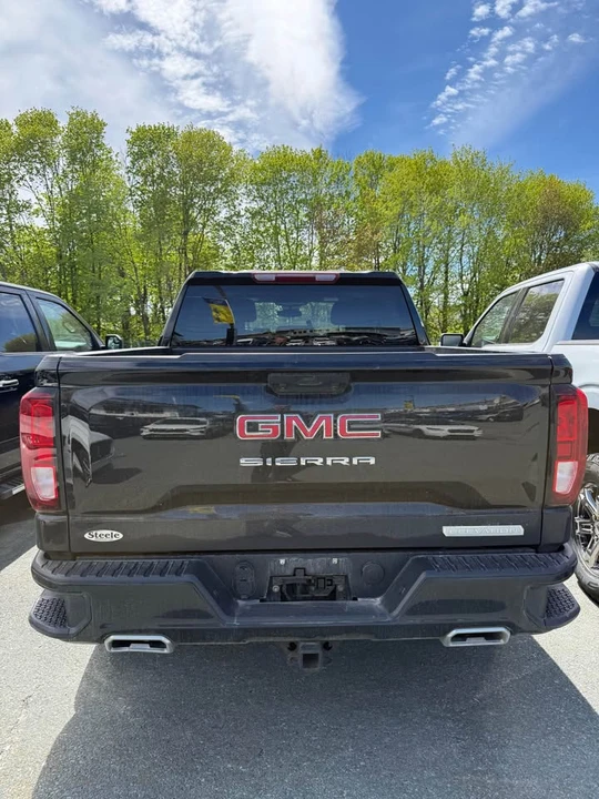2024 GMC Sierra 5th Gen - Image 5 of 11