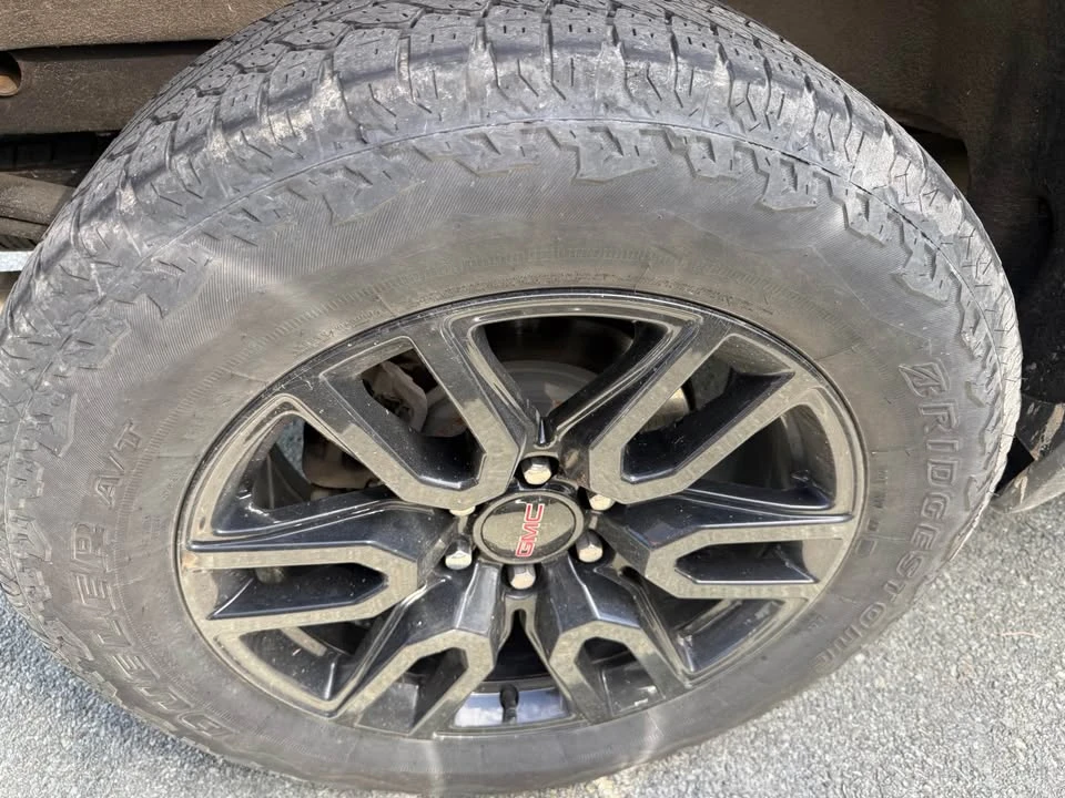 2024 GMC Sierra 5th Gen - Image 11 of 11