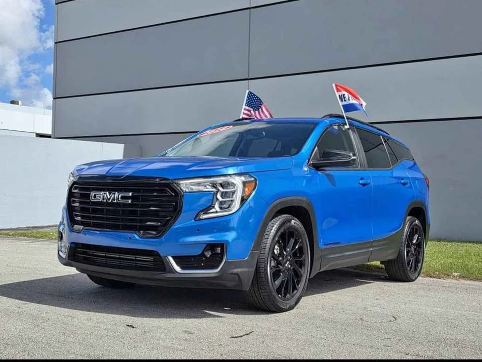 2024 GMC Terrain - Image 3 of 6