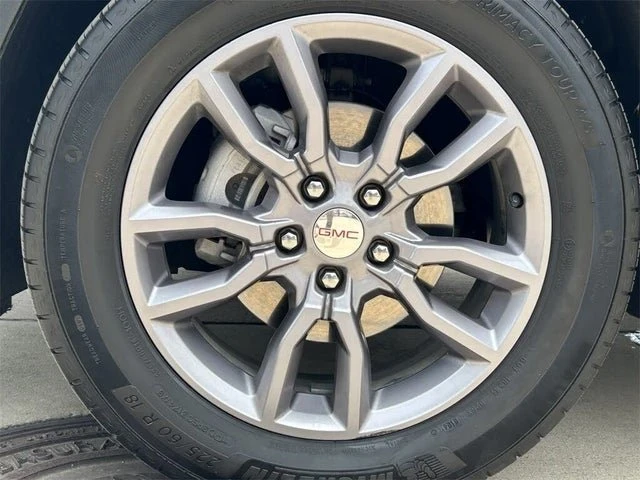 2024 GMC Terrain - Image 9 of 20