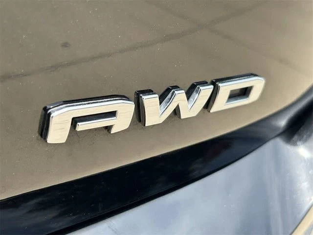 2024 GMC Terrain - Image 11 of 20