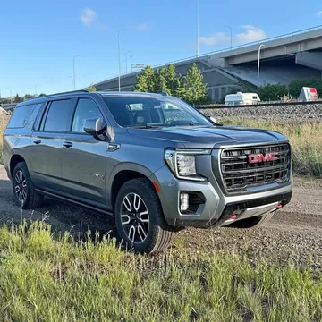 2024 GMC Yukon XL AT4