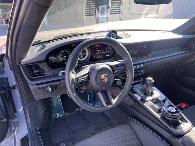 2024 Porsche 992 GT3 - Image 7 of 8