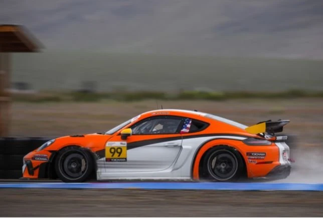 2024 Porsche - Image 2 of 6