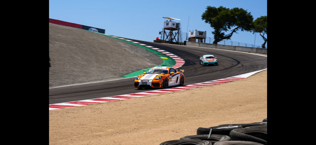 2024 Porsche - Image 4 of 6