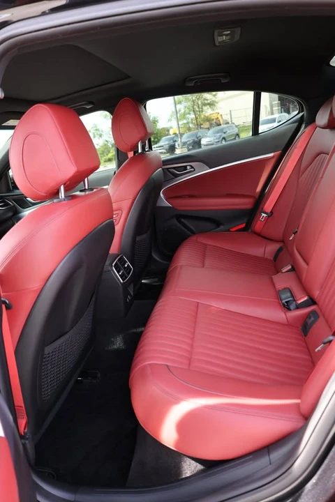 2024 Genesis G70 - Image 16 of 20