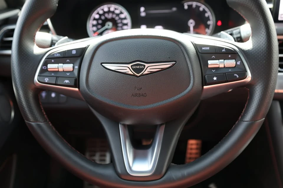 2024 Genesis G70 - Image 17 of 20