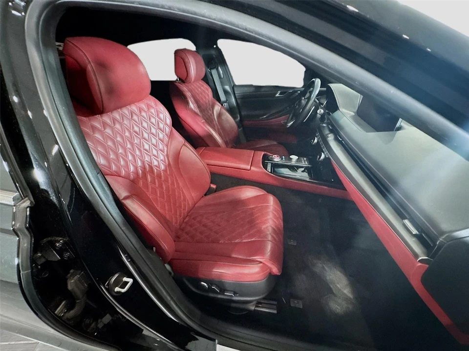 2024 Genesis G80 - Image 12 of 13